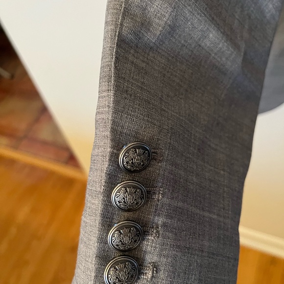 Aritzia (Talula) Blazer, Grey, Size 4 - Picture 4 of 6